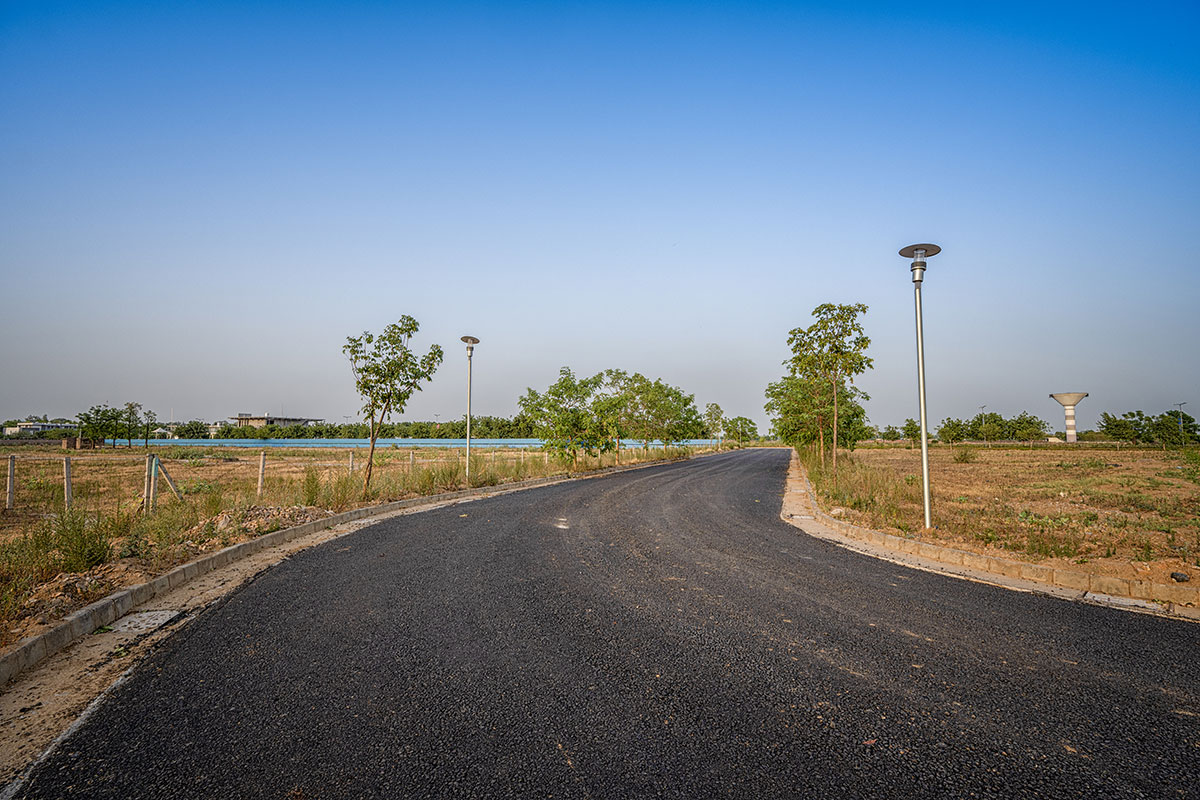 Relaying of roads